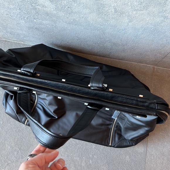 Bodhi large black Leather Coated Linen Trim Weekender Duffle Overnight Bag - Picture 10 of 12